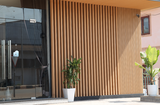 Horizontal or Vertical Cladding: Which Works Best? - Tuda Grass