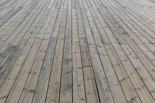 Can You Paint Composite Decking? - Tuda Grass