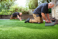 How to Choose the Best Artificial Grass for Busy Front Gardens