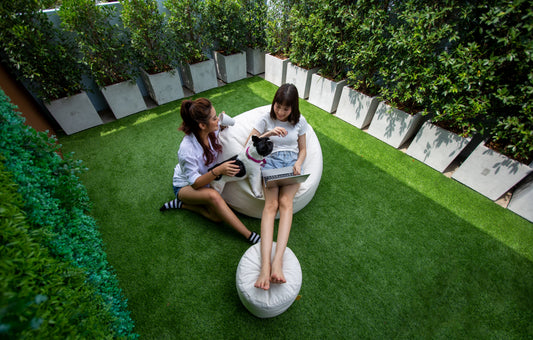 5 Ways Artificial Grass Transforms Small Gardens