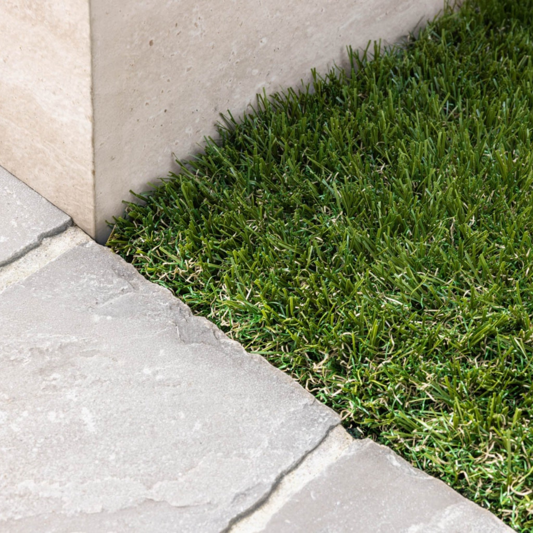 Royal 50mm Artificial Grass Sample | Tuda Grass