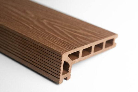 Teak Woodgrain Step Edge - Tuda Grass